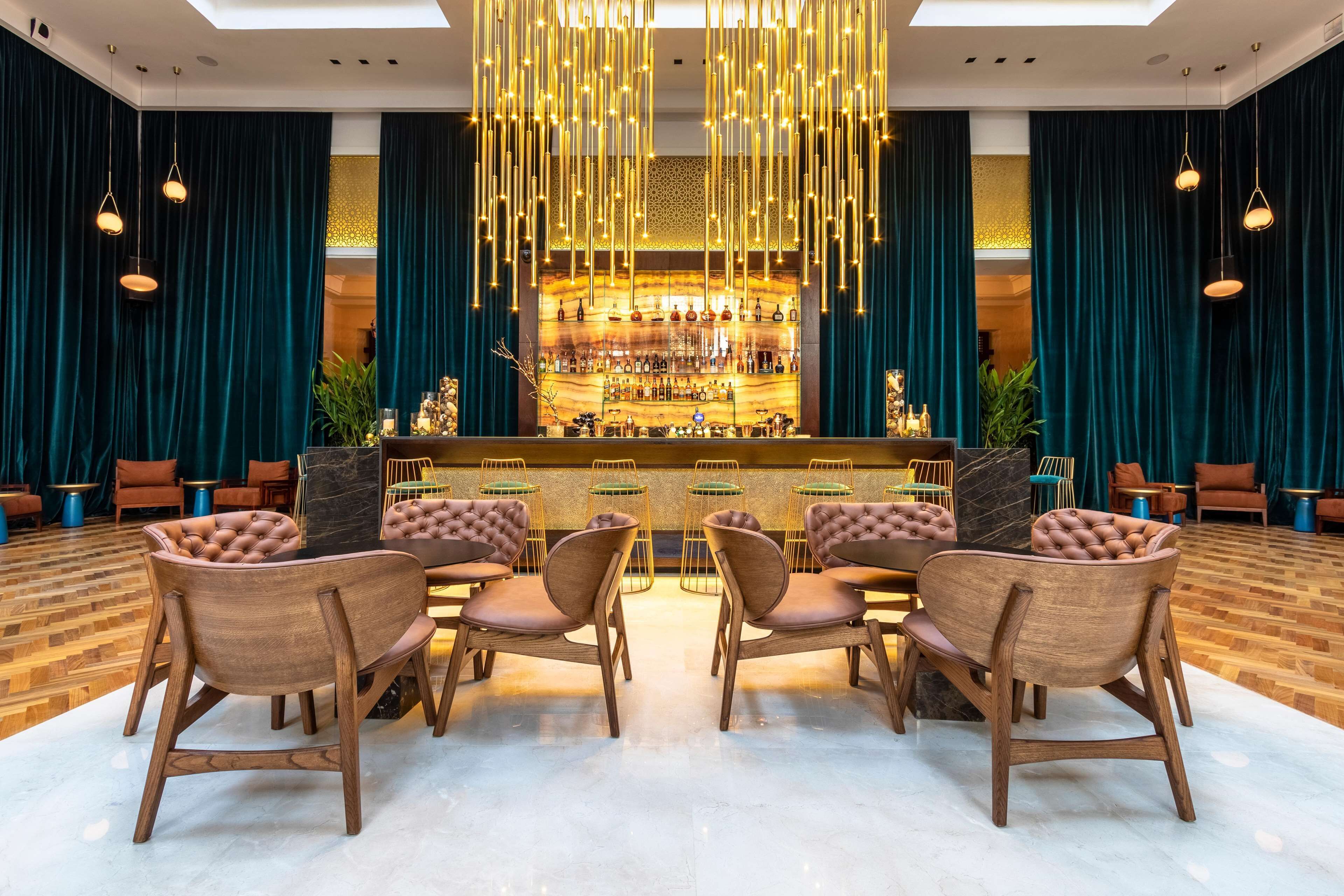 5 bars/lounges, poolside bar