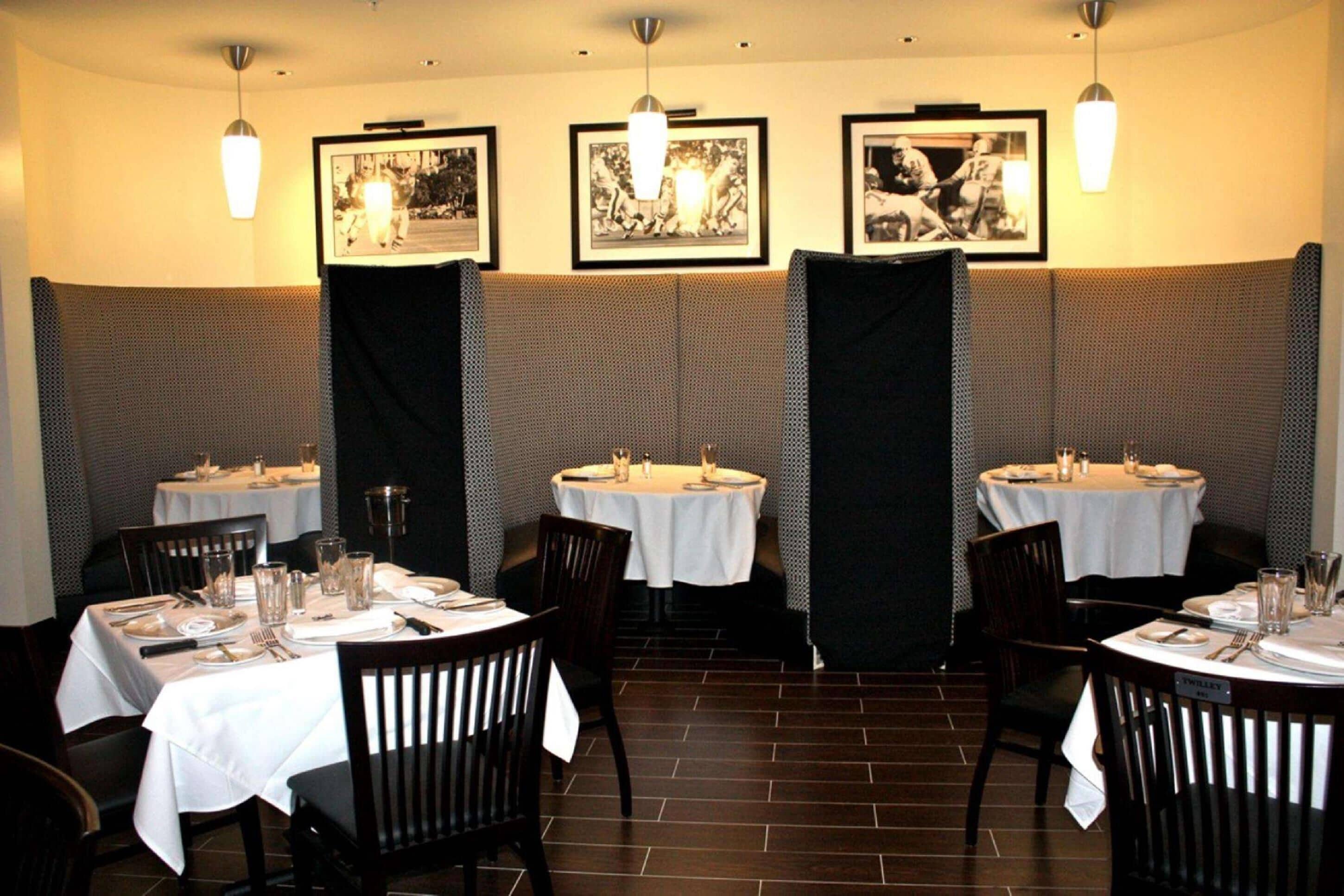 2 restaurants, breakfast, lunch, dinner served; american cuisine