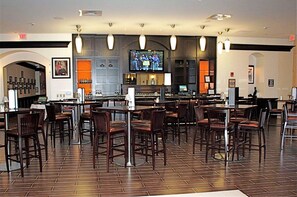 Bar (on property) - Hilton Richmond Hotel & Spa/Short Pump (Richmond)