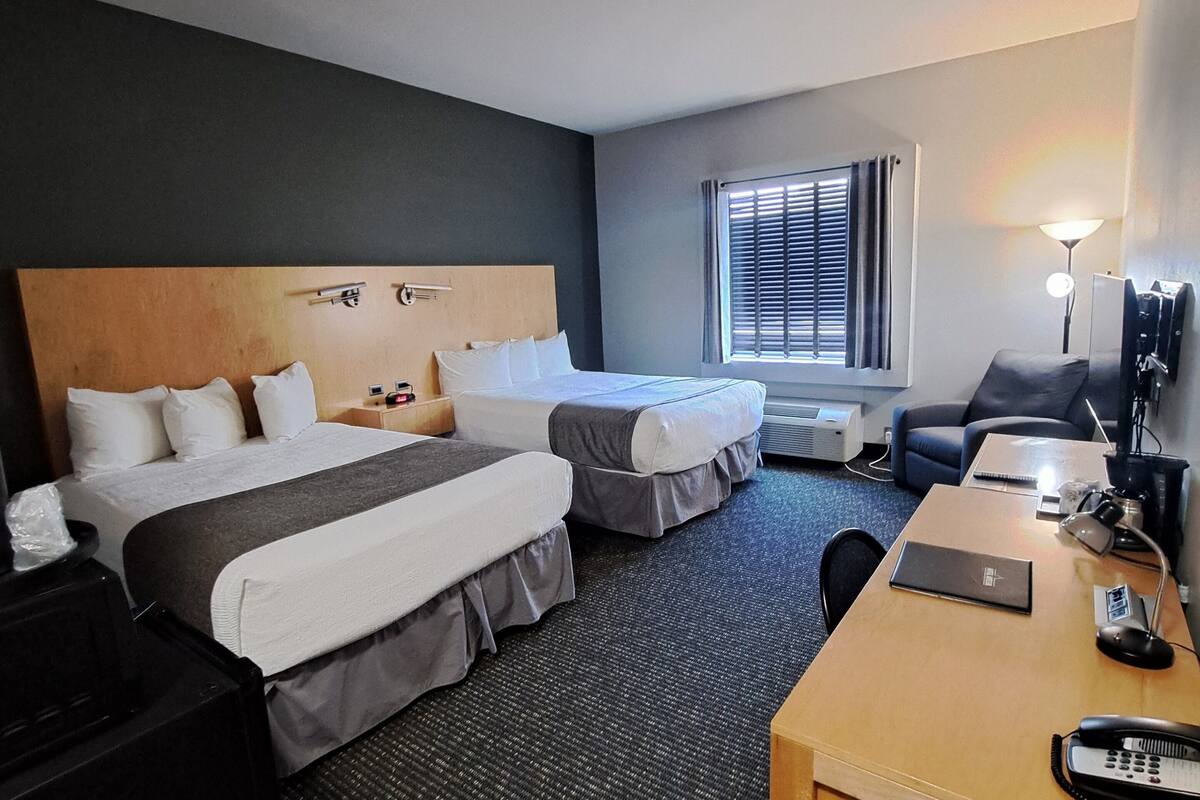 in-room safe, desk, soundproofing, iron/ironing board