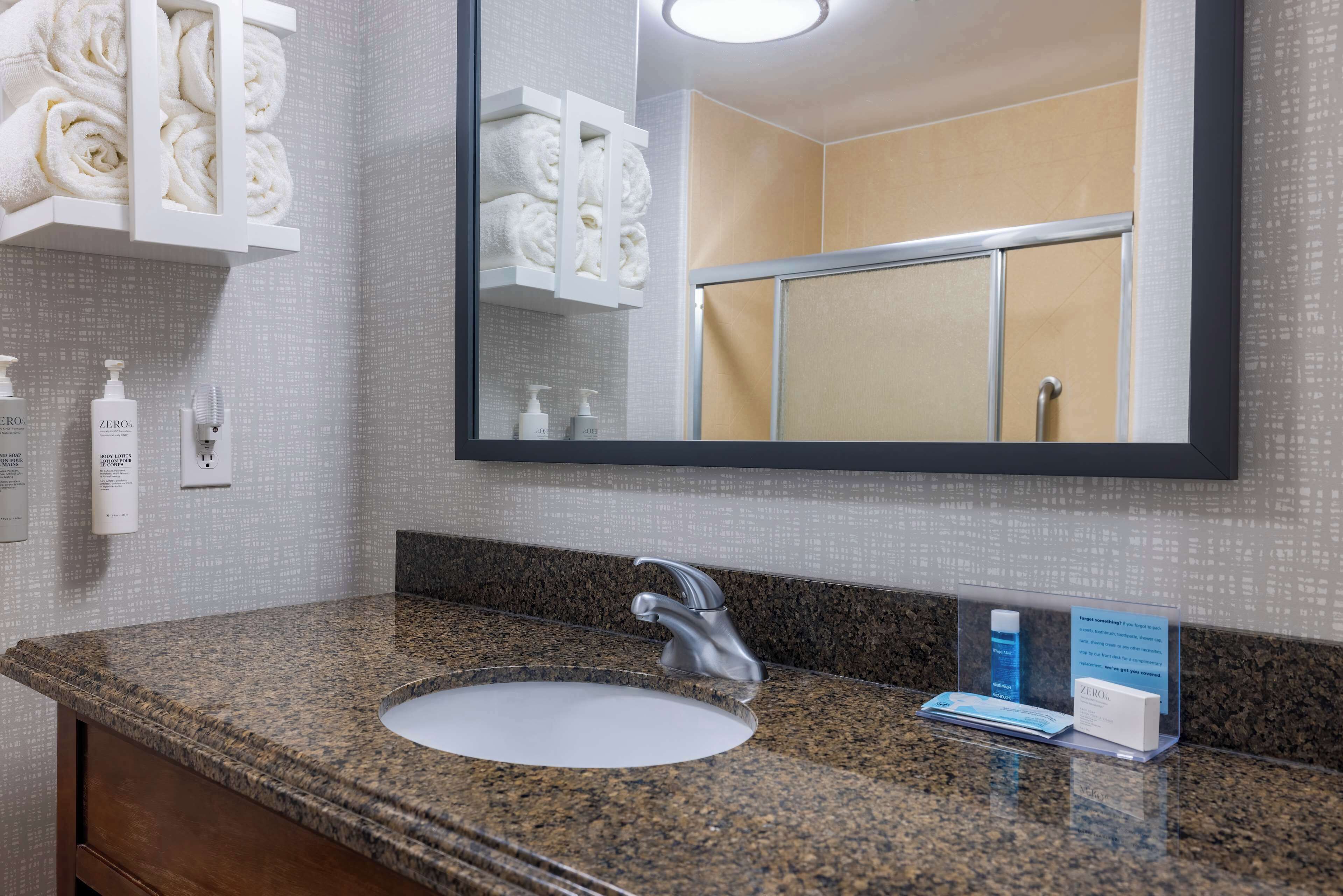 combined shower/bathtub, free toiletries, hair dryer, towels