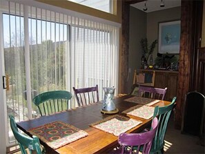 In-room dining - Mount Snow Condominiums (West Dover)