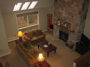 TV, fireplace - Mount Snow Condominiums (West Dover)