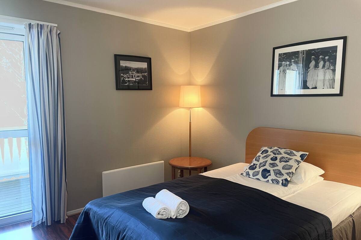 Enkeltrom med Balkong | Blackout drapes, soundproofing, WiFi (free), bed sheets