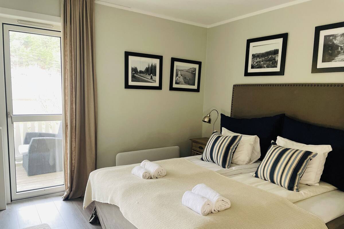 Juniorsuite med dobbeltseng | Blackout drapes, soundproofing, WiFi (free), bed sheets