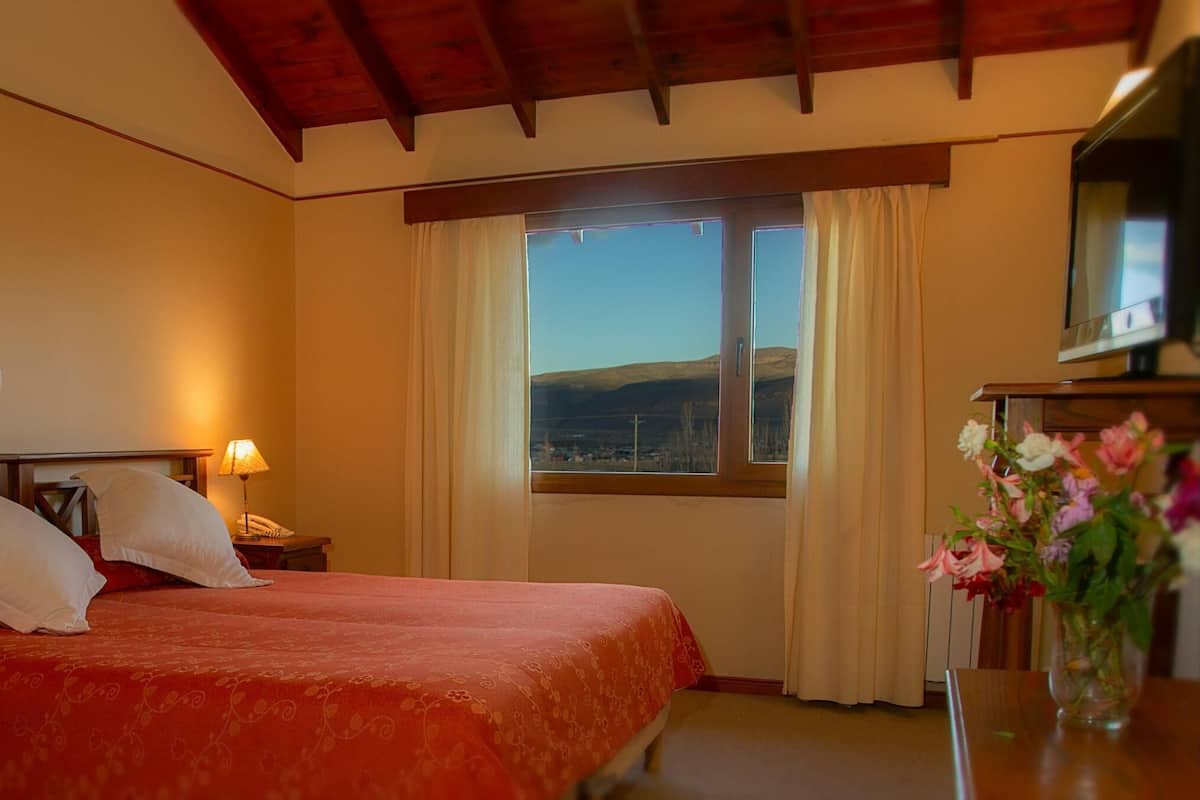 In-room safe, desk, soundproofing, free cots/infant beds