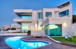Outdoor pool - Sea Star Cliff (De Kelders)