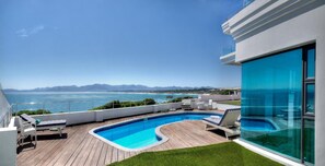 Balcony - Sea Star Cliff (De Kelders)