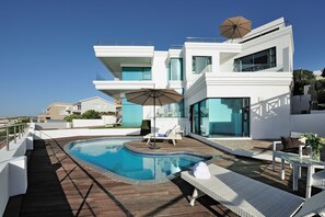Outdoor pool - Sea Star Cliff (De Kelders)