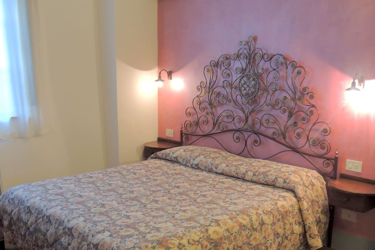 Apartamento (Il Vigneto) | Cortinas opacas, tabla de planchar con plancha, wifi gratis