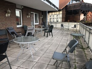 Business Double Room | Balcony