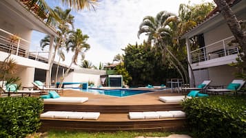 Outdoor pool, sun loungers