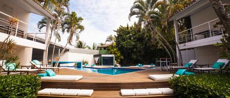 Outdoor pool, pool loungers