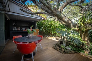Breakfast, lunch, dinner served; Brazilian cuisine, pool views 