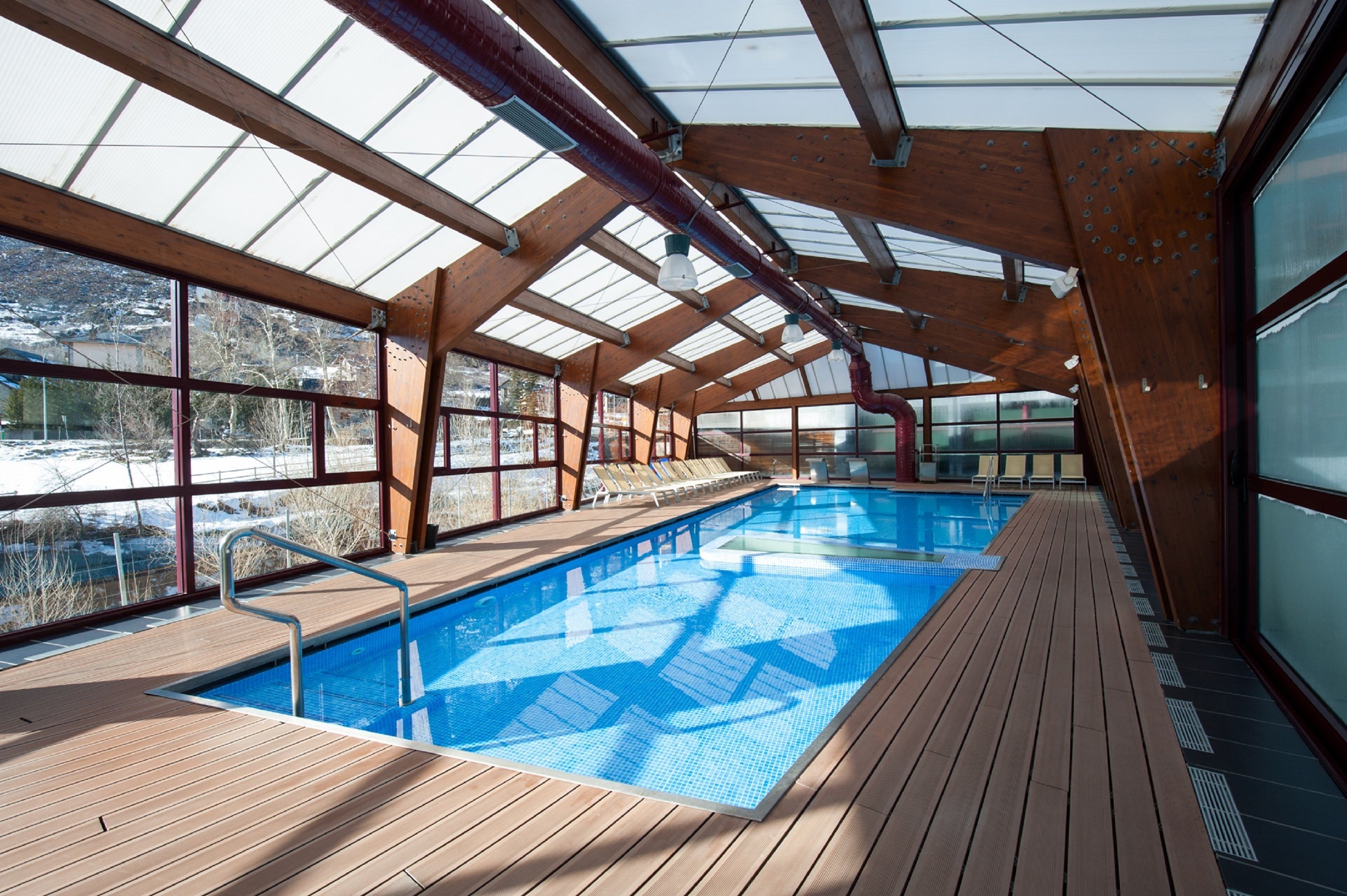 indoor pool, pool loungers