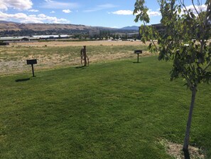 View from room - Comfort Suites Wenatchee Gateway (Wenatchee)