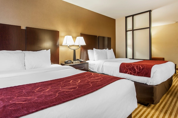 1 bedroom, premium bedding, pillow-top beds, desk