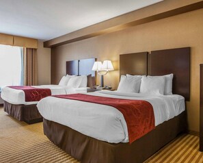 Suite, Non Smoking | 1 bedroom, premium bedding, pillowtop beds, desk - Comfort Suites Wenatchee Gateway (Wenatchee)