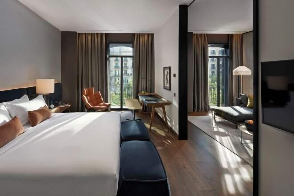 1 Schlafzimmer, hochwertige Bettwaren, Daunenbettdecken, Minibar