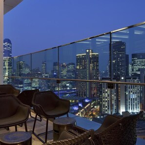 Pemandangan kota dari properti