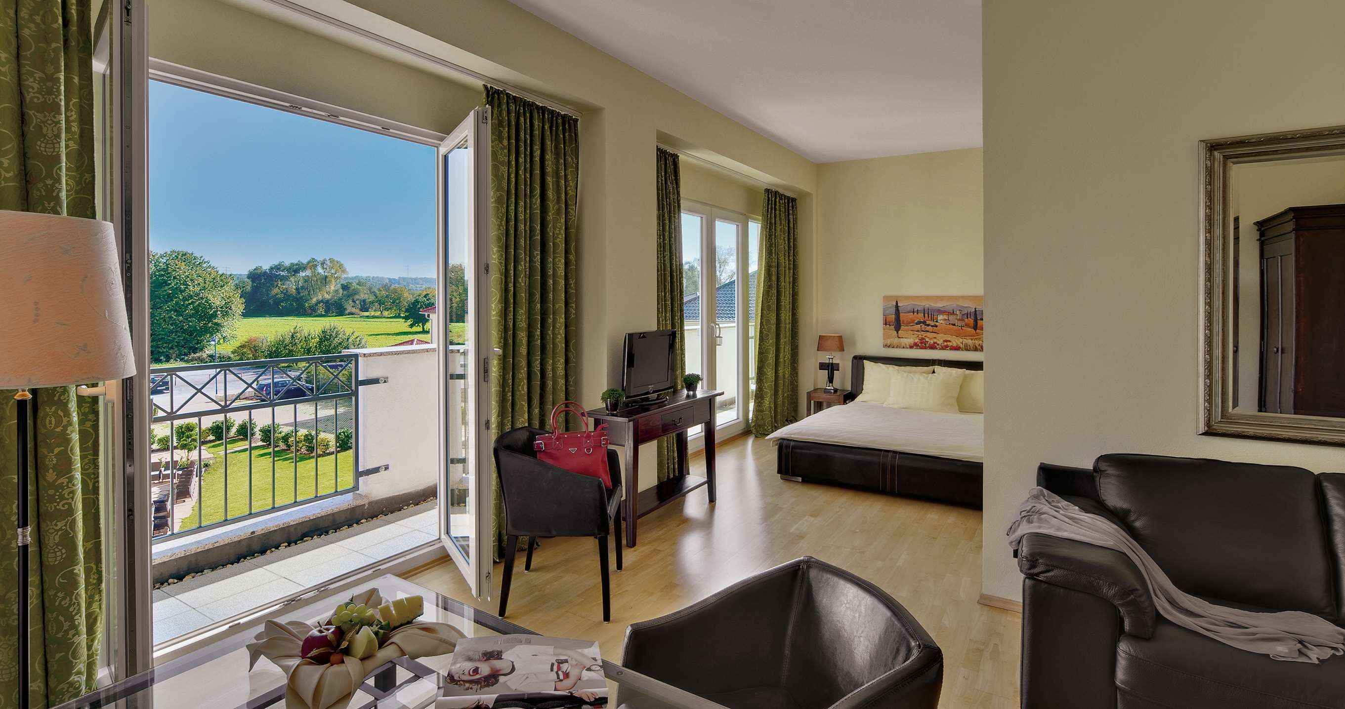 hypo-allergenic bedding, in-room safe, individually furnished, desk