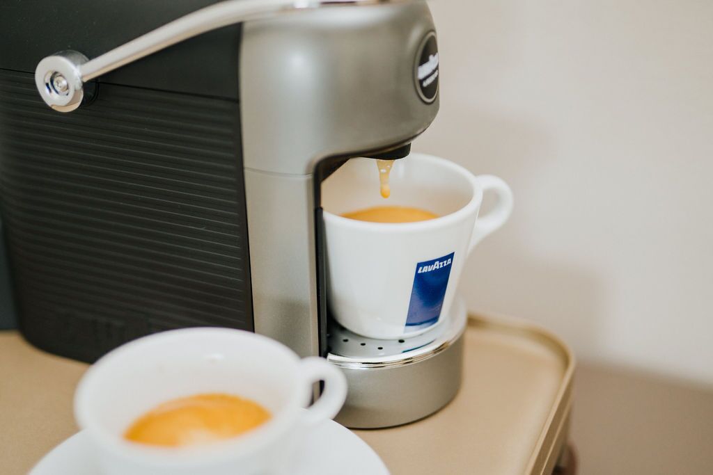 executive double room, non smoking, balcony | coffee and/or coffee maker