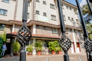 Fachada de la propiedad