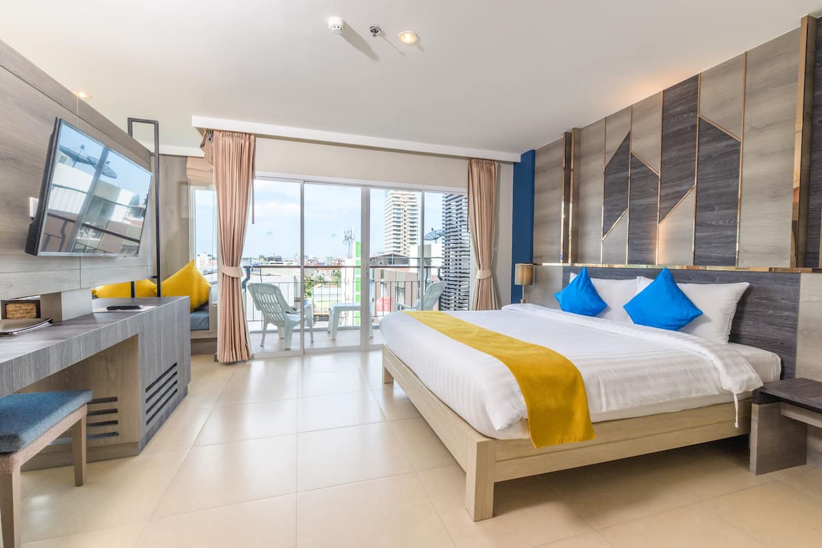 Grand Room (Deluxe)