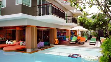 2 outdoor pools, pool umbrellas, sun loungers