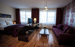 Literie de qualité supérieure, minibar, bureau, rideaux occultants