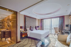 Down comforters, minibar, in-room safe, desk