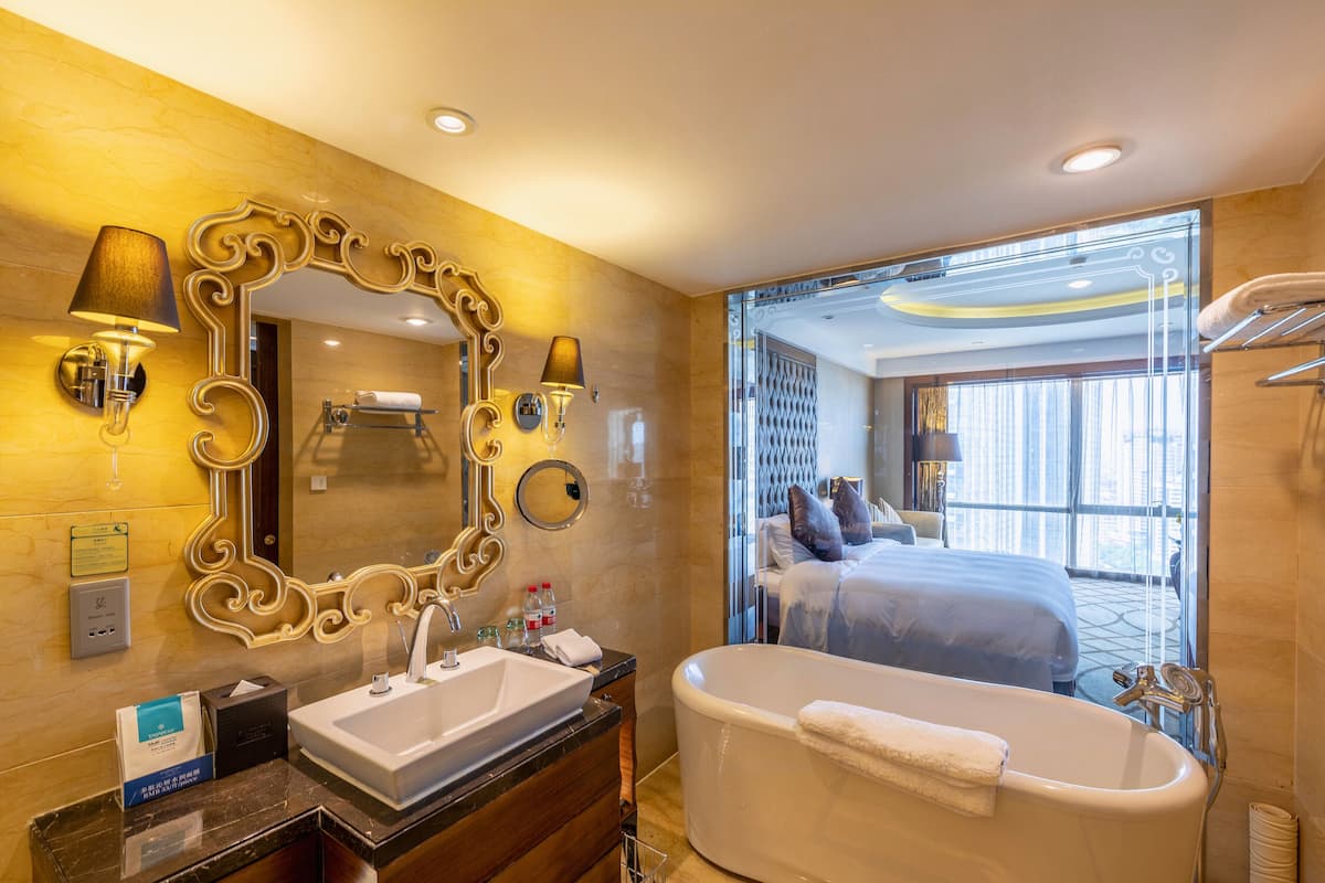 combined shower/bathtub, free toiletries, hair dryer, bathrobes