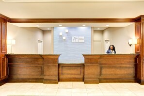 Lobby - Holiday Inn Express Hotel & Suites Galliano, an IHG Hotel (Cut Off)