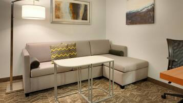 Een 37-inch lcd-televisie met kabelzenders en een televisie