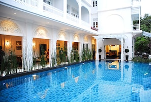 Outdoor pool - Ping Nakara Boutique Hotel & Spa (Chiang Mai)