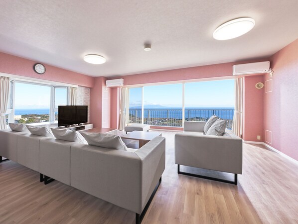 Chambre Deluxe, 3 chambres, non-fumeur, vue océan (Suite,Top Floor, Pets Not Allowed)