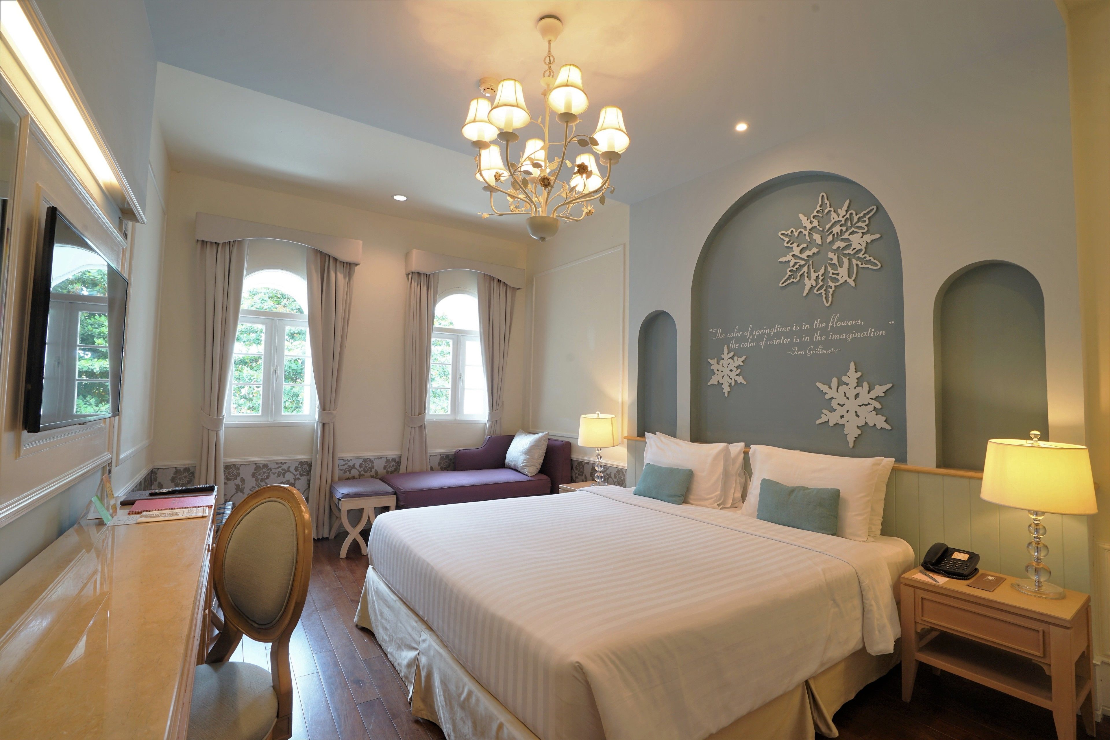 Select Comfort-bedden, een kluis op de kamer, een bureau