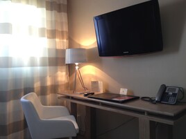 Single Room | Room amenity