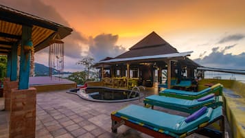 Grill-/Picknickplatz