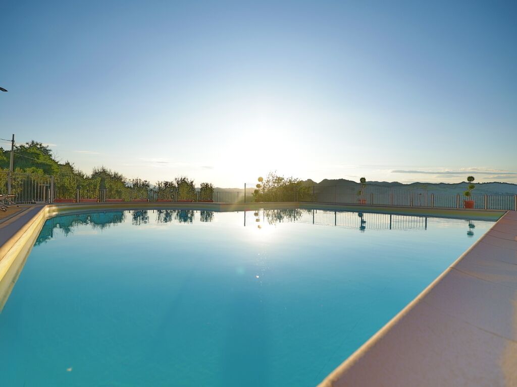 Außenpool, Liegestühle