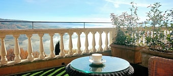 호텔 포르테브라치오