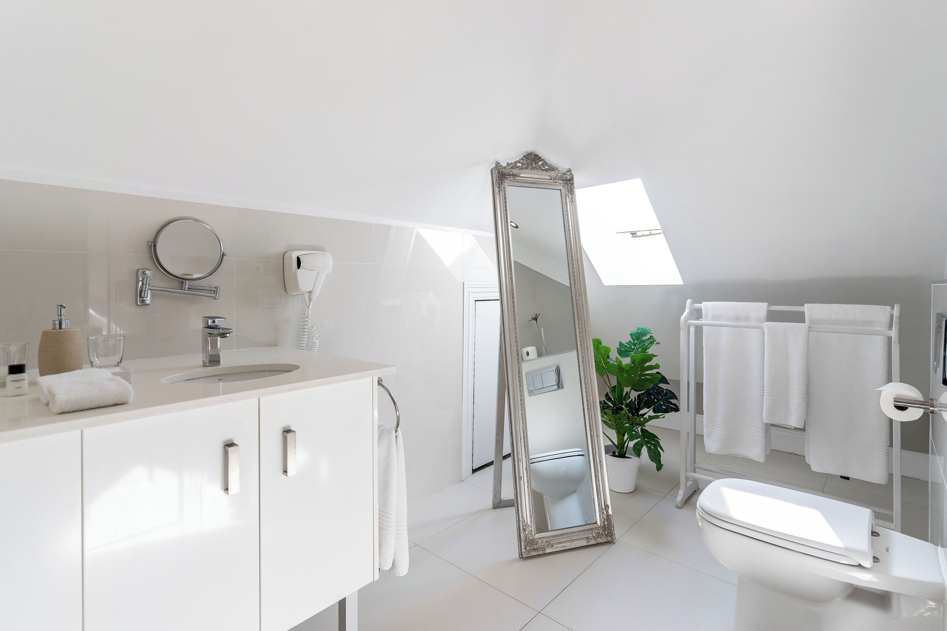 heritage interleading room | bathroom | shower, rainfall showerhead, hair dryer, towels