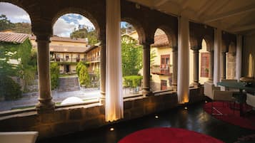 Suíte grand | Lençóis italianos Frette, camas Select Comfort, frigobar