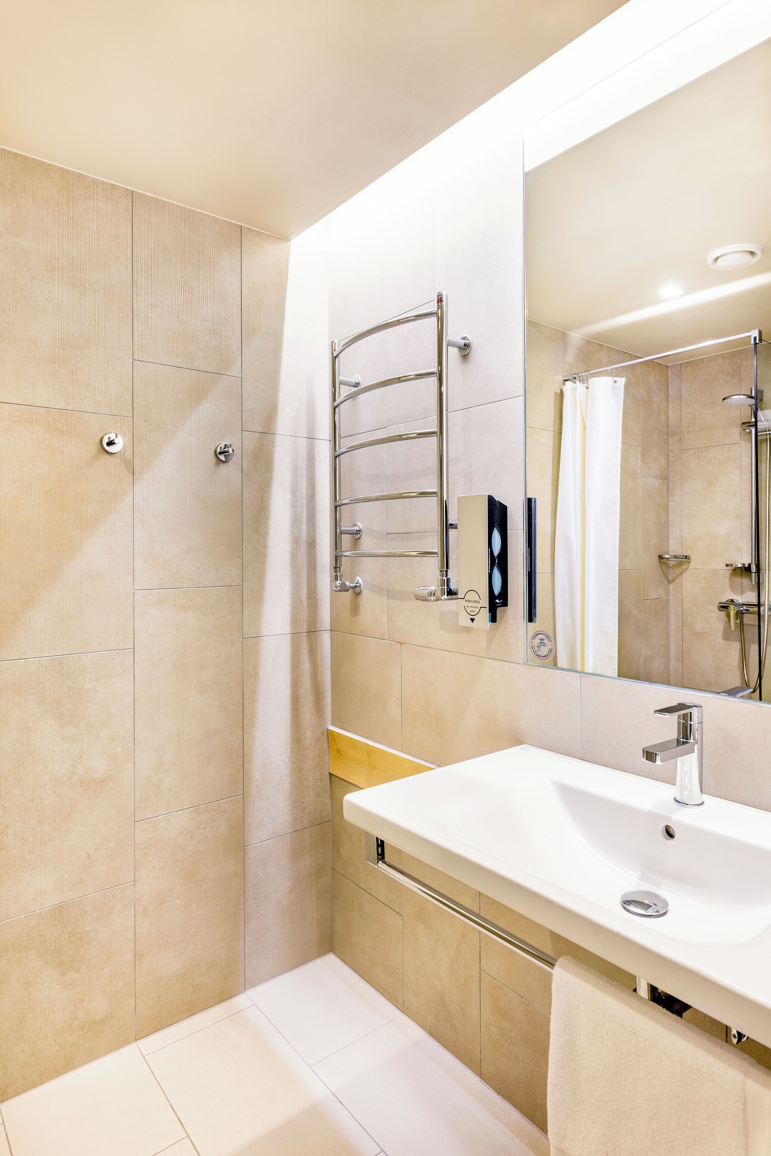 superior double or twin room | bathroom | eco-friendly toiletries, hair dryer, towels, toilet paper