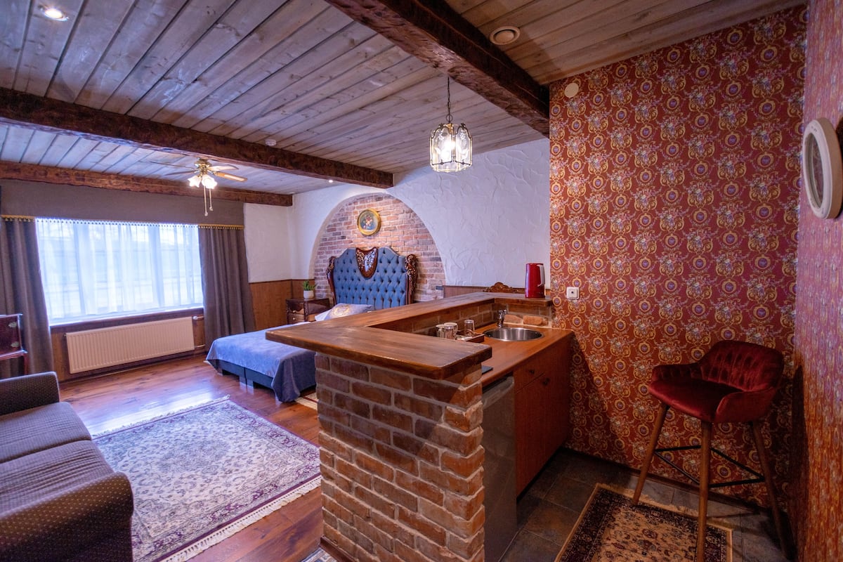 apartment (studio apartment) | private kitchen