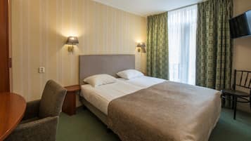 ์คํ ๋ค๋ ๋๋ธ๋ฃธ, ๋๋ธ์นจ๋ 1๊ฐ | ๊ฐ๊ฐ ๋ค๋ฅธ ์คํ์ผ์ ์ธํ
๋ฆฌ์ด, ๊ฐ๊ฐ ๋ค๋ฅด๊ฒ ๊ฐ๊ตฌ ๋น์น, ์ฑ
์, ๋ฌด๋ฃ WiFi