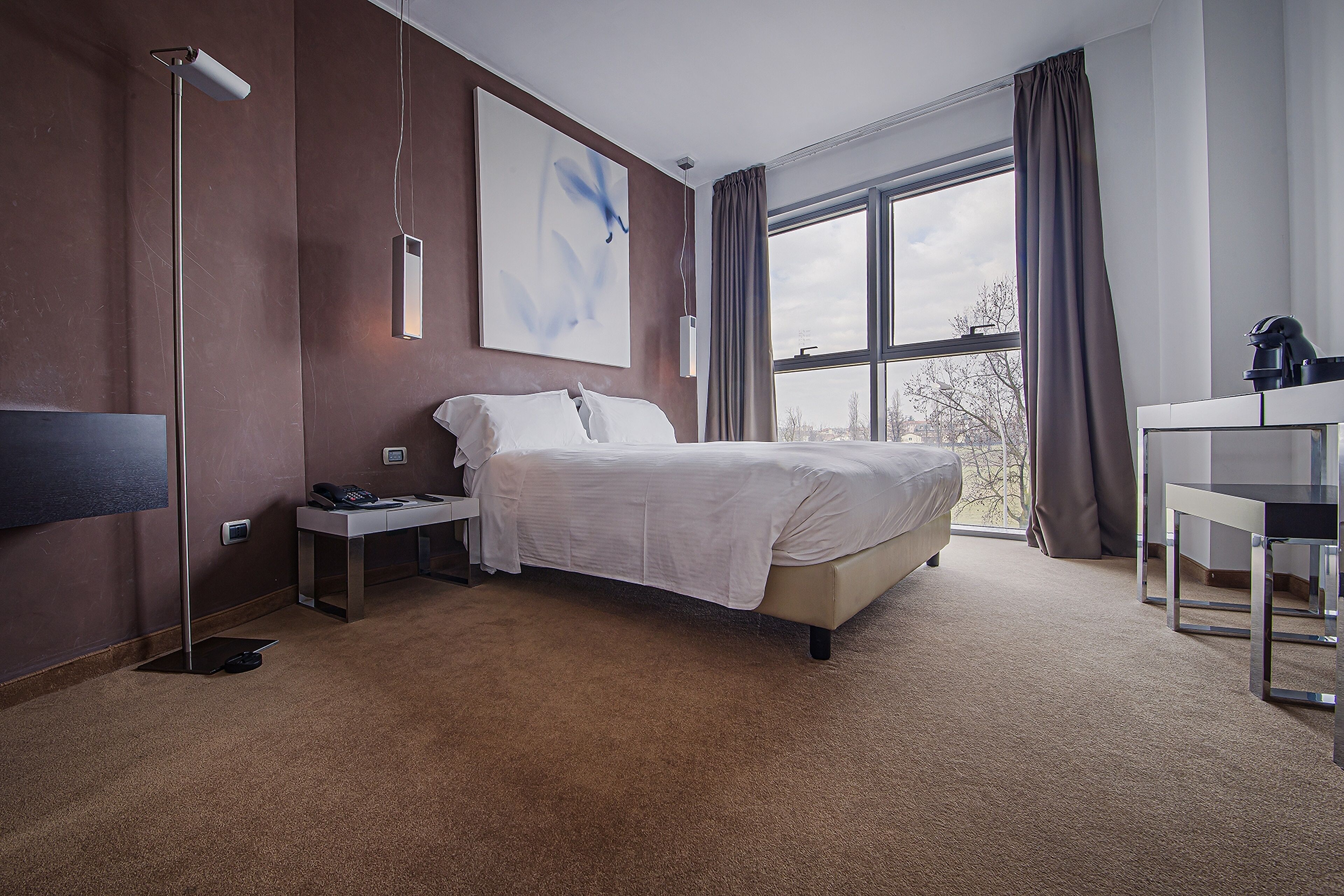 down duvets, minibar, in-room safe, desk