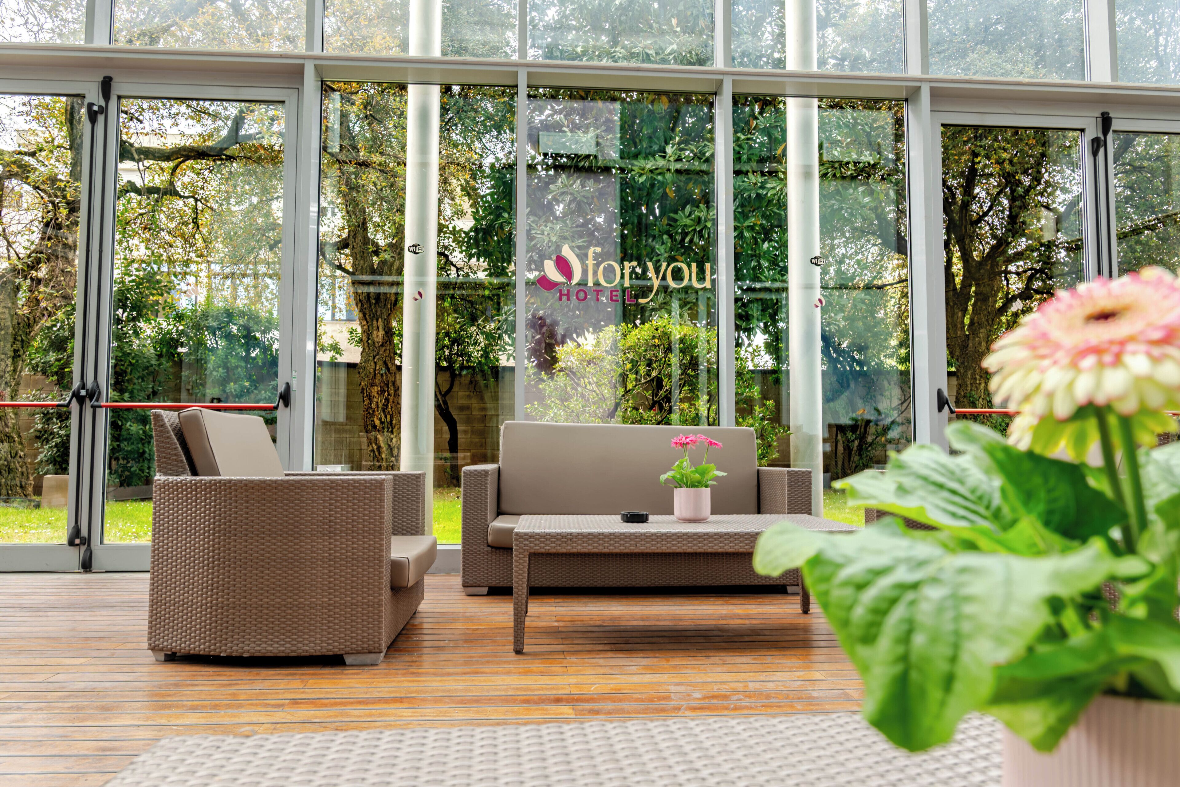 Lobby-Lounge