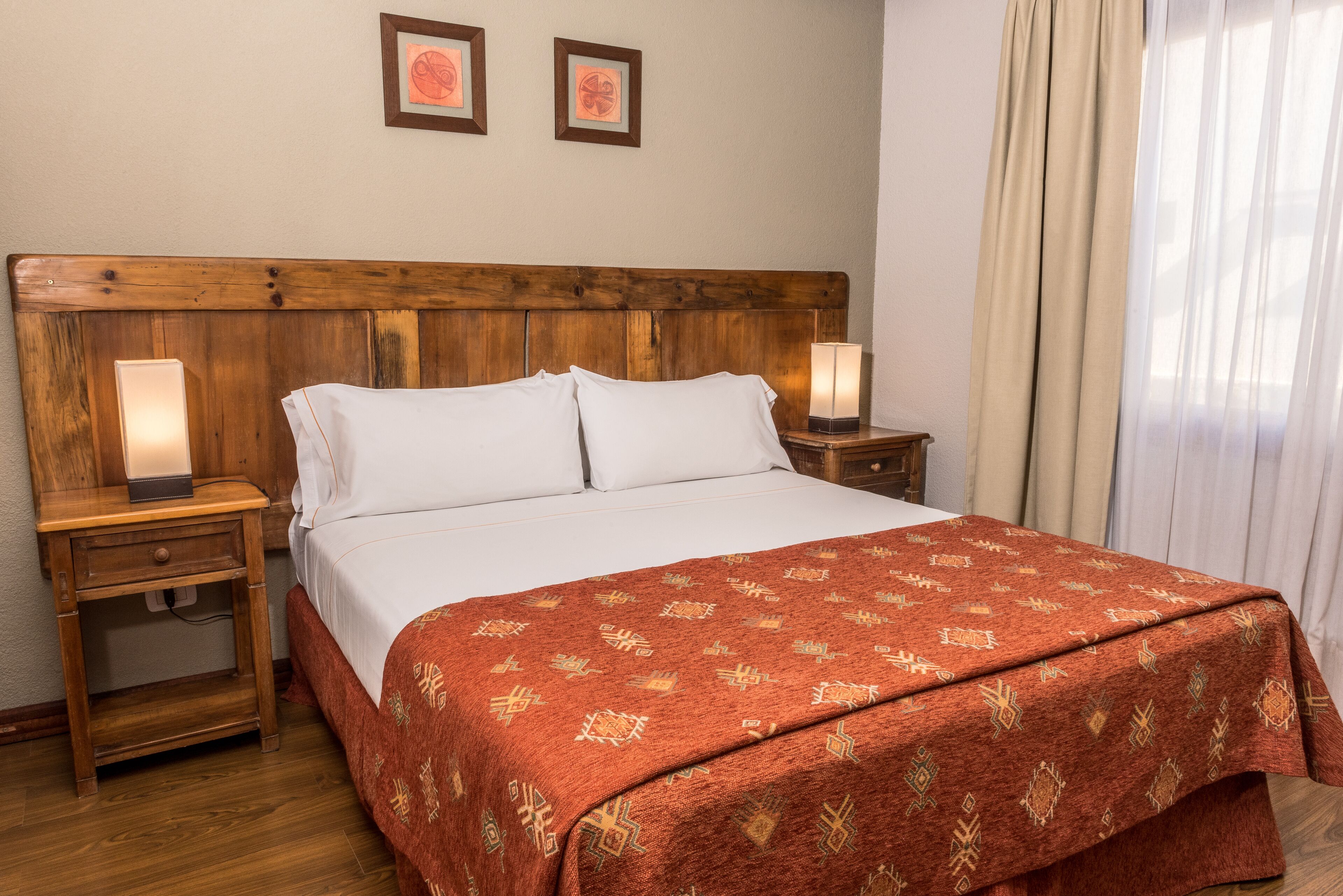 in-room safe, free wifi