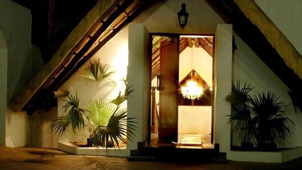 Property entrance - Coral Tree Inn (Pretoria)